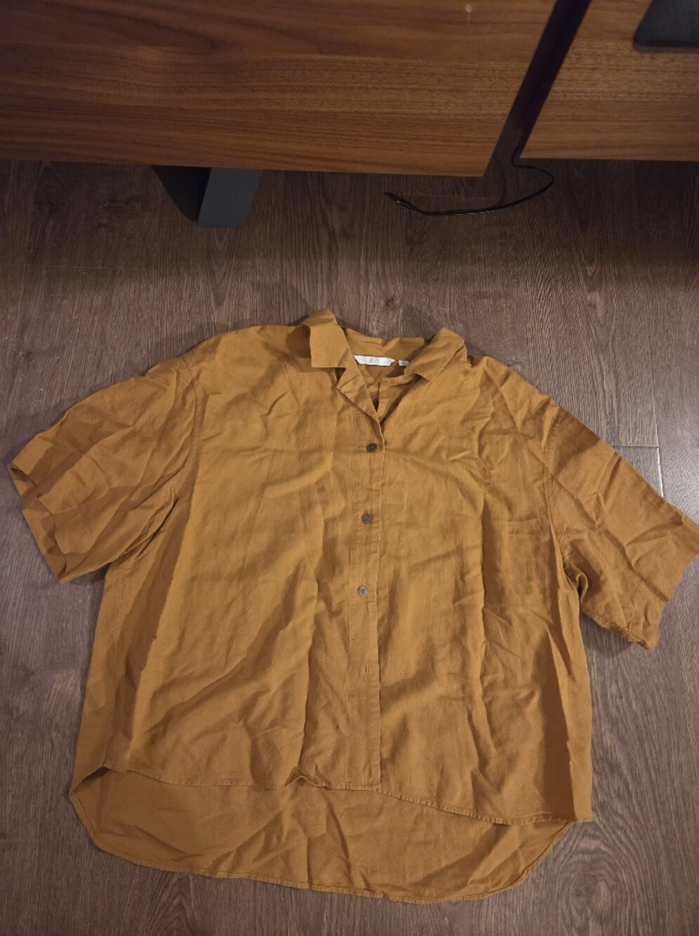 Uniqlo Mustard Yellow Short Sleeve Button-Up Shirt